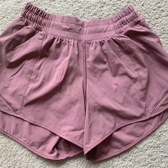 Lululemon Women's Hotty Hot Short II, Long 4", Spanish Rose, size 4 NWOT - Picture 4 of 8